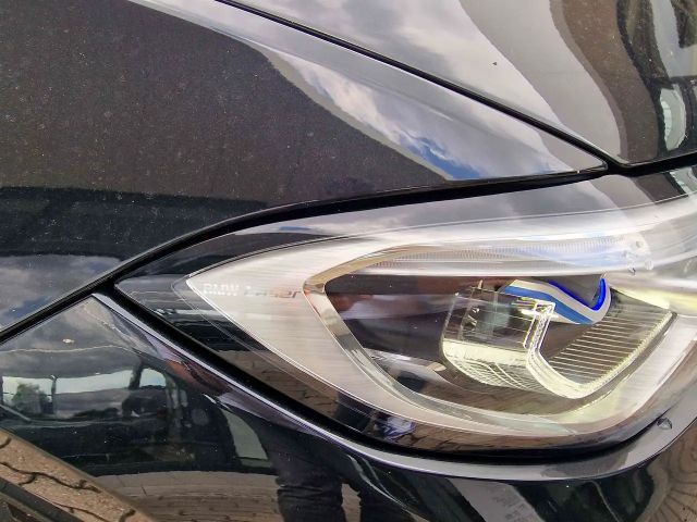 BMW 330 330i Sport Line xDrive