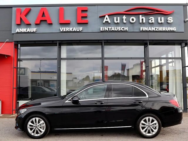 Mercedes-Benz C 300 AVANTGARDE Sedan