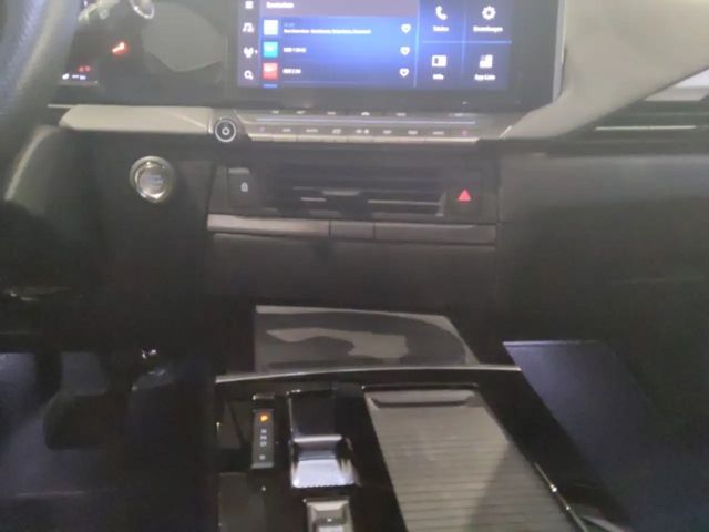 Opel Astra Business Elegance