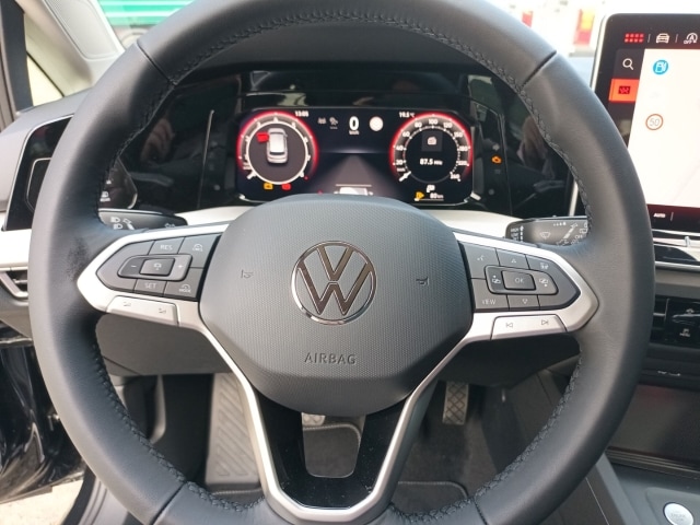 Volkswagen Golf 1.5 TSI Golf VIII