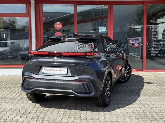 Toyota C-HR Hybride Team D