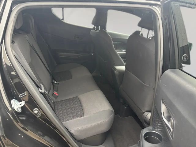 Toyota C-HR Hybride Team D