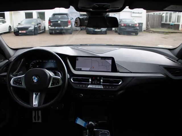 BMW 135 135i Sedan xDrive