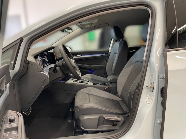 Volkswagen Golf 1.5 eTSI Golf VIII Variant