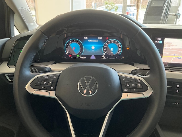 Volkswagen Golf Life