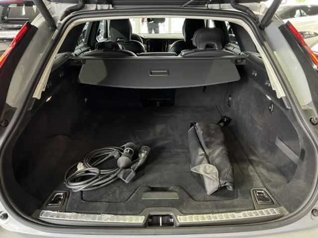 Volvo V90 AWD Dark Plus Recharge T6