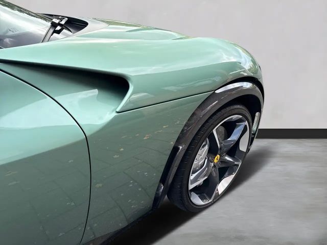 Ferrari Purosangue *Embleme*HiFi*PDC*Klima*Leder*