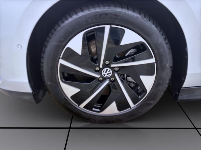 Volkswagen ID.7 IQ.Drive Pro