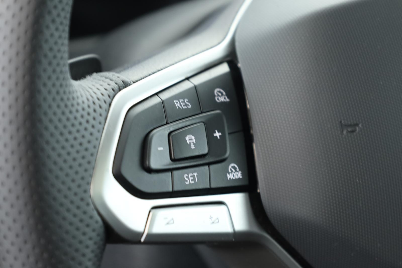 Volkswagen Tiguan 2.0 TDI DSG R-Line