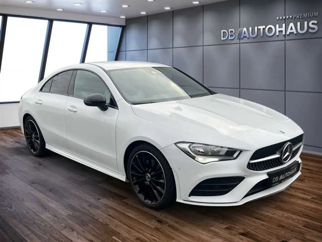 Mercedes-Benz CLA 250 4MATIC AMG Line Sedan