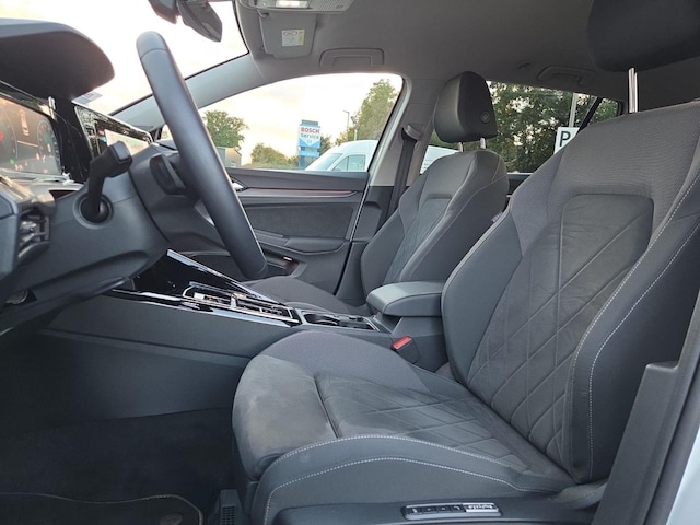 Volkswagen Golf DSG Golf VIII Sport Variant