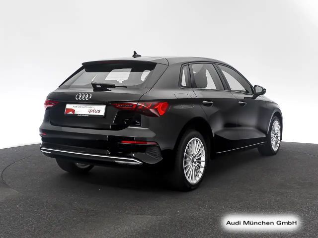 Audi A3 40 TFSI Hybride S-Tronic Sedan