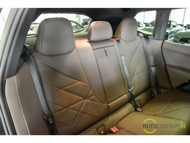 BMW iX 40 SkyLounge Massage HK HUD Soft Laser 360