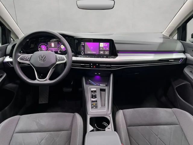 Volkswagen Golf 1.5 eTSI DSG Life