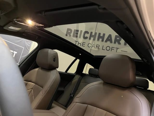 BMW 530 530e M-Sport Touring xDrive