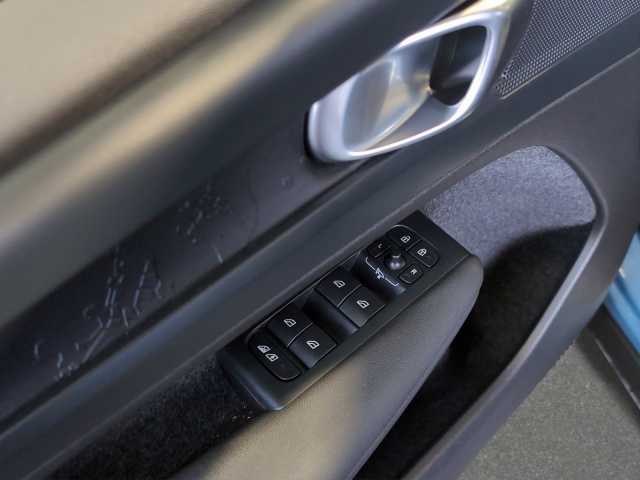 Volvo C40 Core Recharge