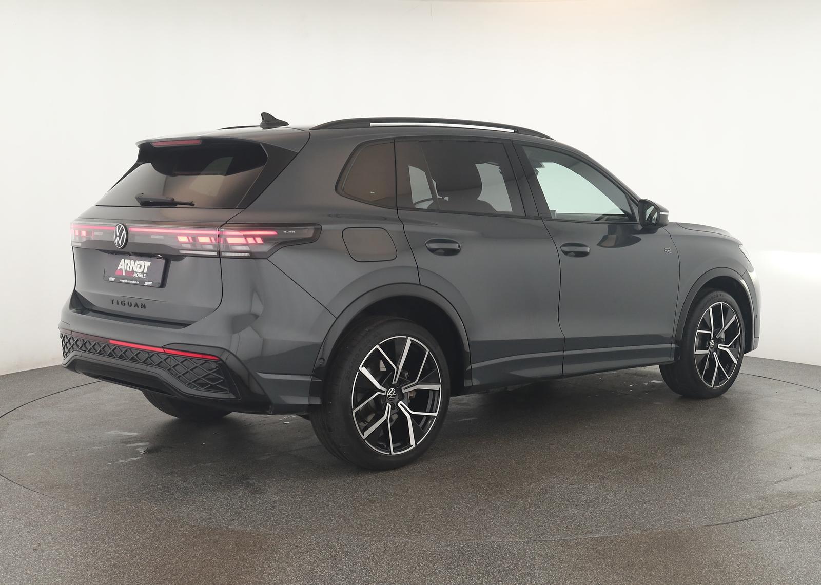 Volkswagen Tiguan 2.0 TSI DSG IQ.Drive R-Line