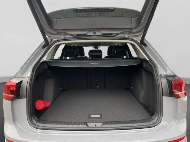 Volkswagen Golf 2.0 TDI DSG Style Variant