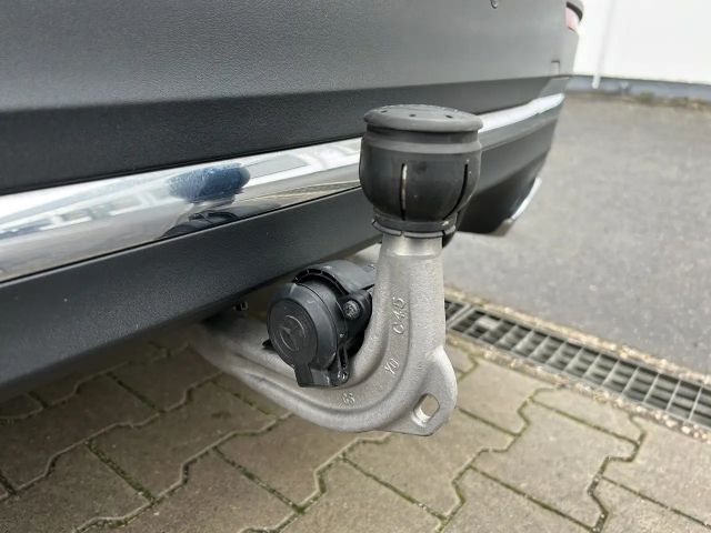 Mercedes-Benz GLA 200 AMG Line