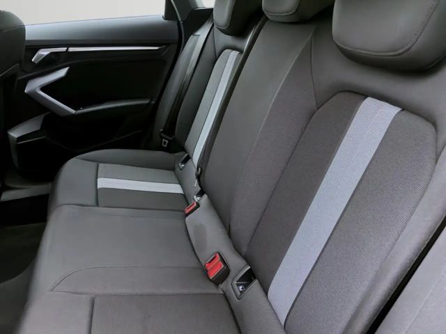 Audi A3 30 TDI Sedan Sportback