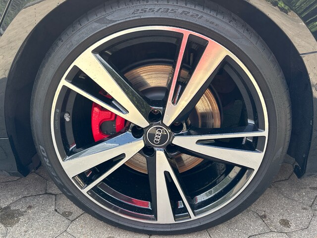 Audi S6 Avant Quattro