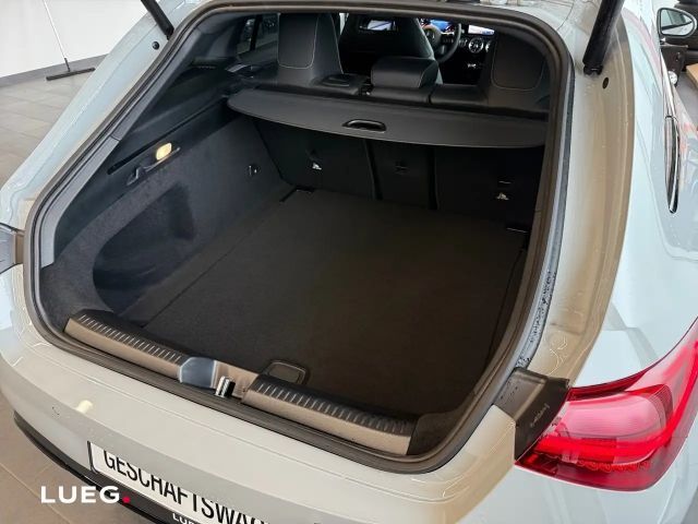 Mercedes-Benz CLA 200 AMG Line Shooting Brake