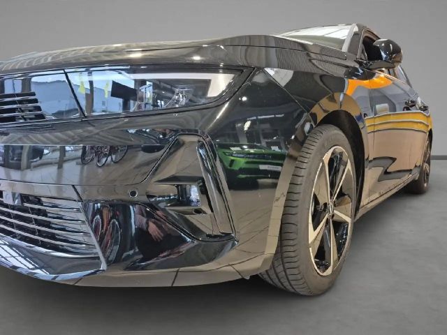 Opel Astra GS-Line Grand Sport