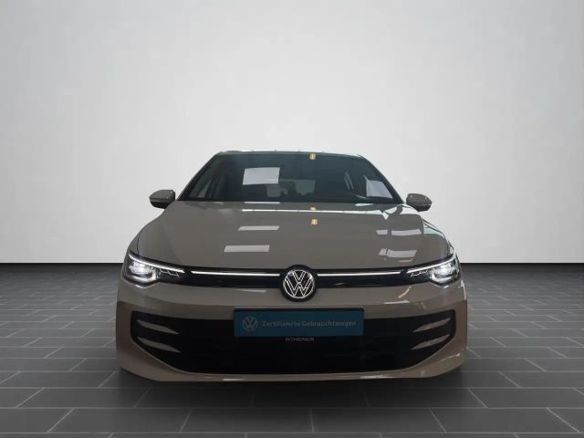 Volkswagen Golf DSG Life Plus