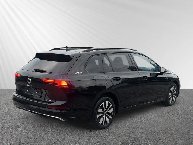 Volkswagen Golf 1.5 eTSI DSG Golf VIII Variant