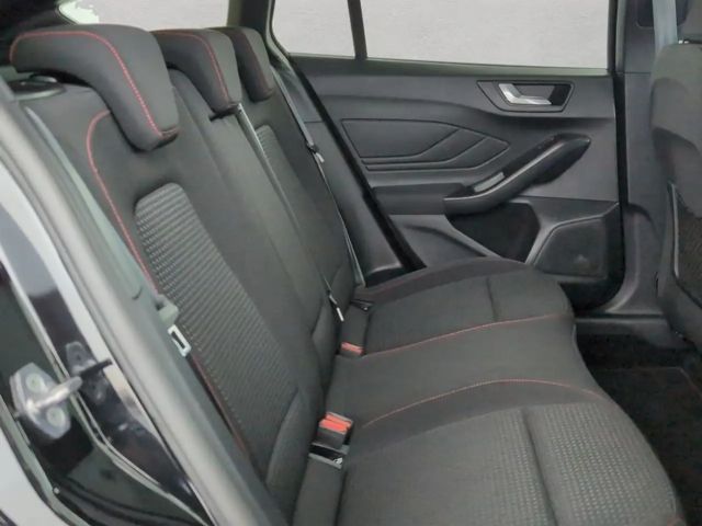 Ford Focus EcoBoost ST Line Wagon