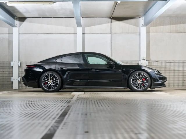 Porsche Taycan 4S