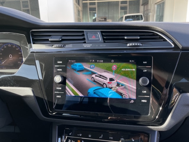 Volkswagen Touran 1.5 TSI DSG R-Line