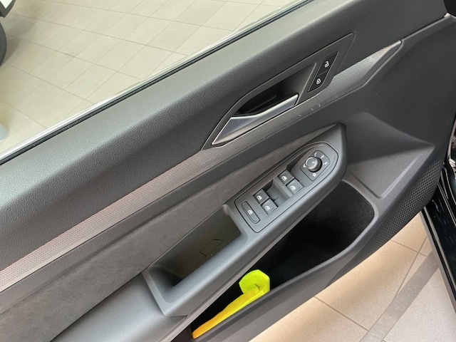 Volkswagen Golf Golf VIII IQ.Drive Style