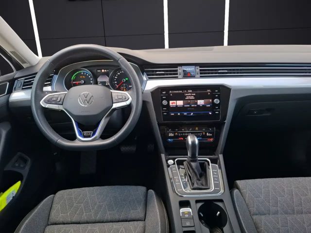 Volkswagen Passat GTE Variant