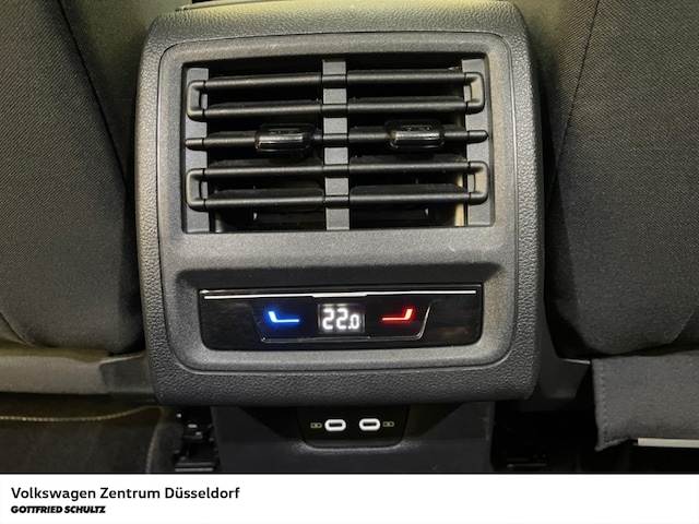 Volkswagen Golf 1.5 TSI Life Variant