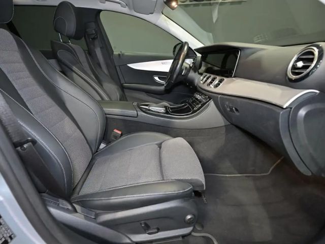 Mercedes-Benz E 300 E 300 e Estate