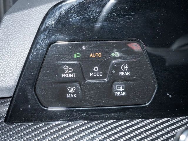 Volkswagen Golf 2.0 TSI GTI Golf VIII IQ.Drive