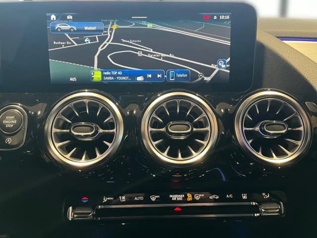 Mercedes-Benz GLA 200 AMG Line