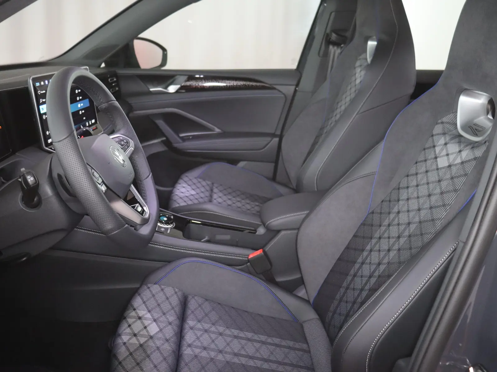 Volkswagen Tiguan 2.0 TDI DSG R-Line