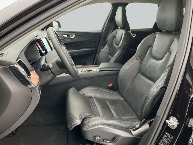 Volvo XC60 AWD Dark Ultimate