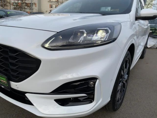 Ford Kuga Plug in Hybrid ST Line X