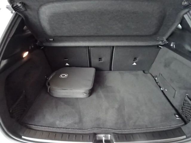 Mercedes-Benz EQA 300 4MATIC Progressive