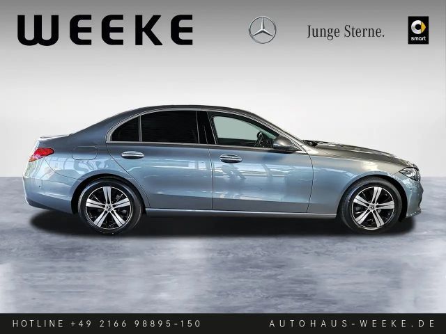 Mercedes-Benz C 180 AVANTGARDE Sedan