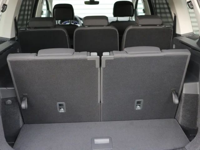 Volkswagen Touran 7-zitter Highline IQ.Drive