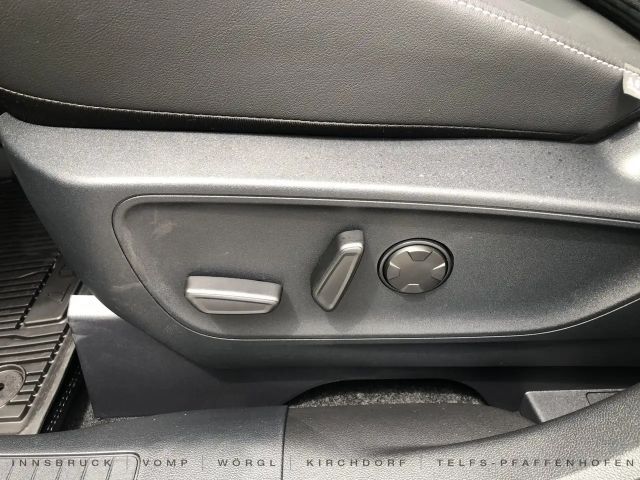 Ford Kuga AWD Active Hybrid X