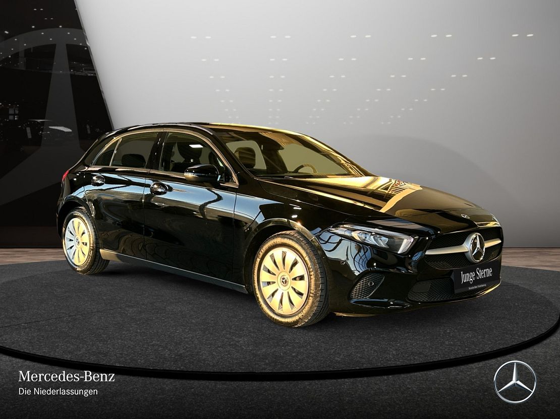 Mercedes-Benz A 180 A 180 d