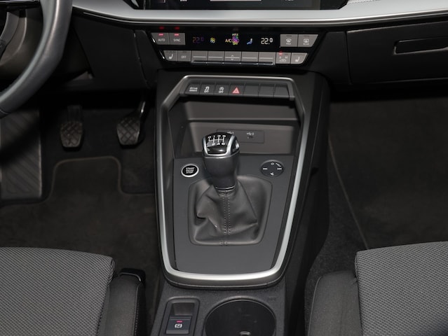 Audi A3 30 TFSI Sedan