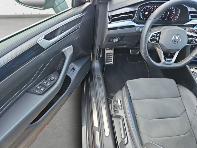 Volkswagen Arteon 2.0 TSI DSG R-Line