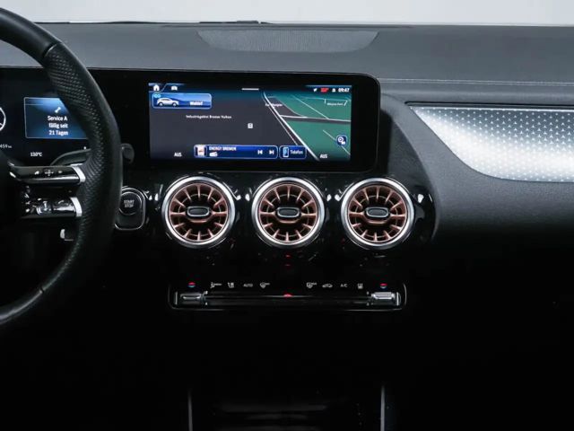 Mercedes-Benz EQA 300 4MATIC Advanced