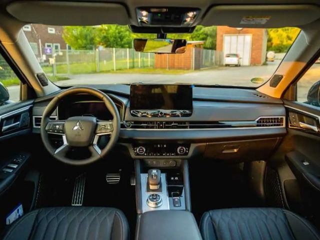 Mitsubishi Outlander PHEV